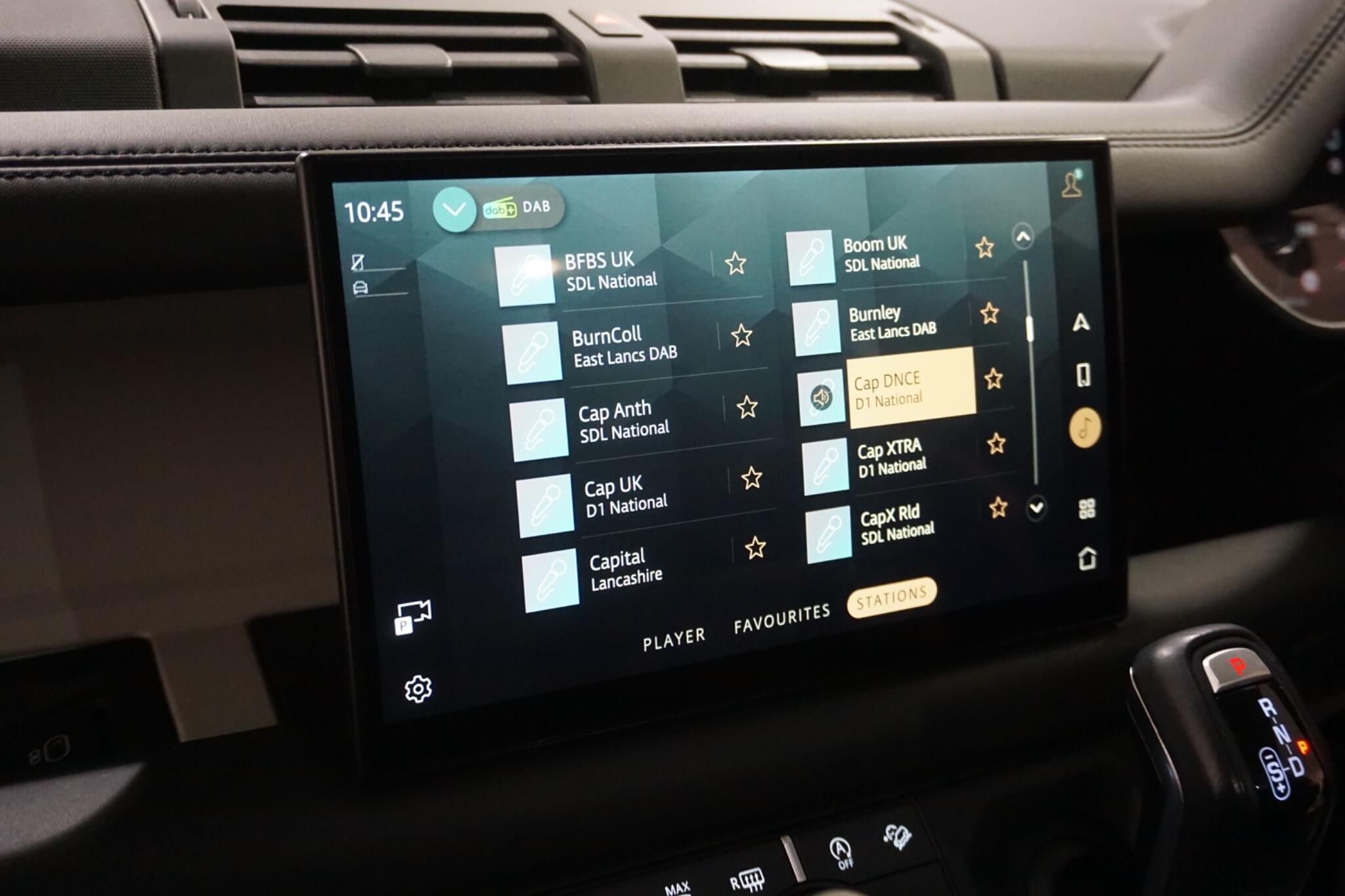 Land Rover Defender 110 3.0 D250 MHEV HSE Hard Top SUV 5dr Diesel Auto 4WD MWB Euro 6 (s/s) (250 ps)